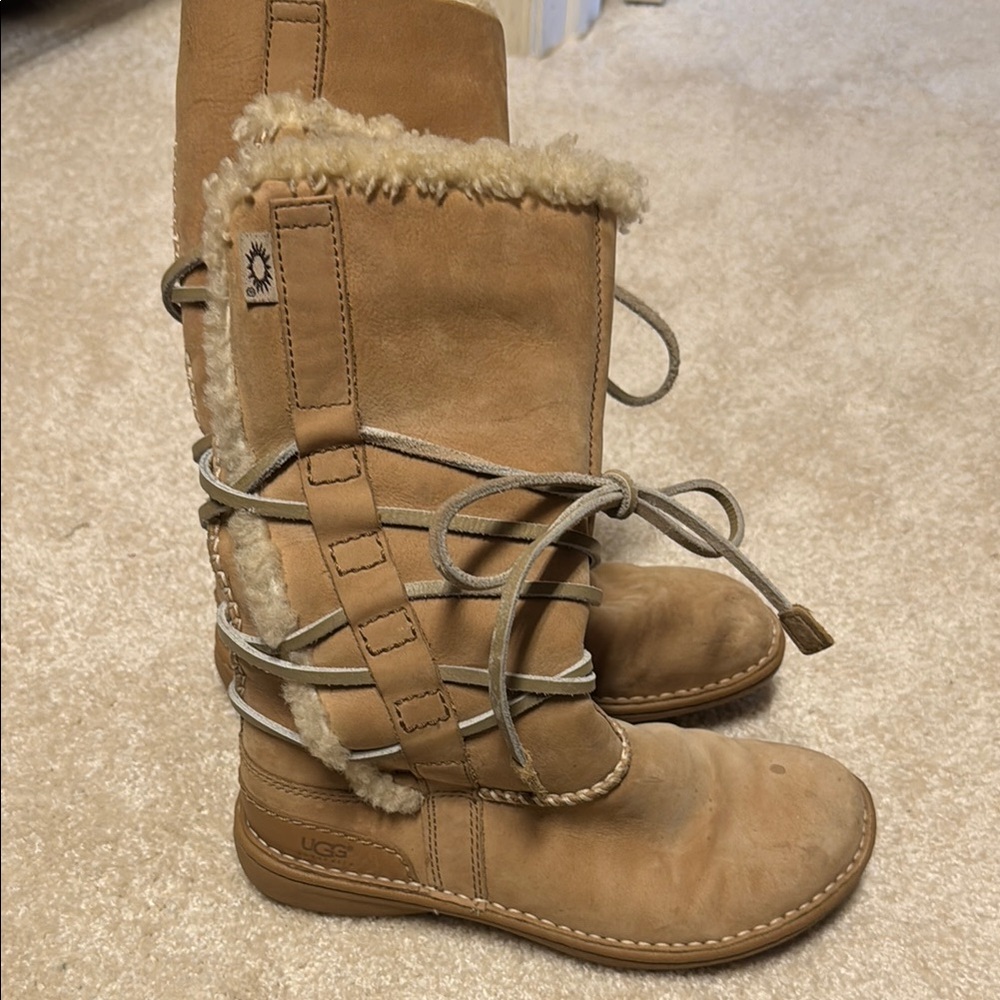Cozy Shearling-Lined Winter Boots
